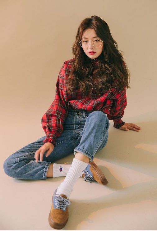 運動鞋　嬌小女孩